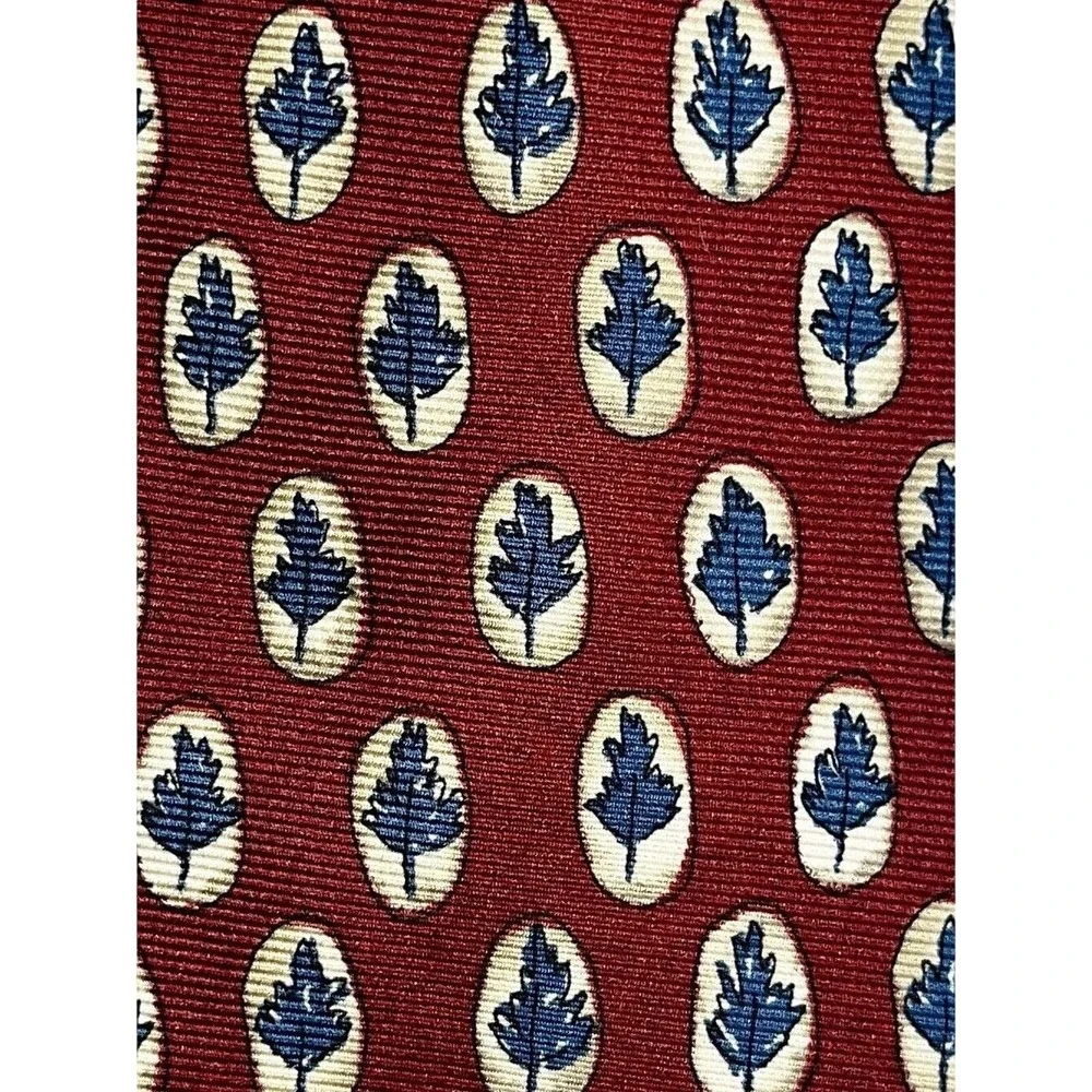 Lands' End Men's Ties Set Of Two 100% Silk Neck Ties Red‎ Navy Leaf Dot Pattern